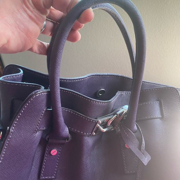 Michael Kors Purse - Picture 7 of 9